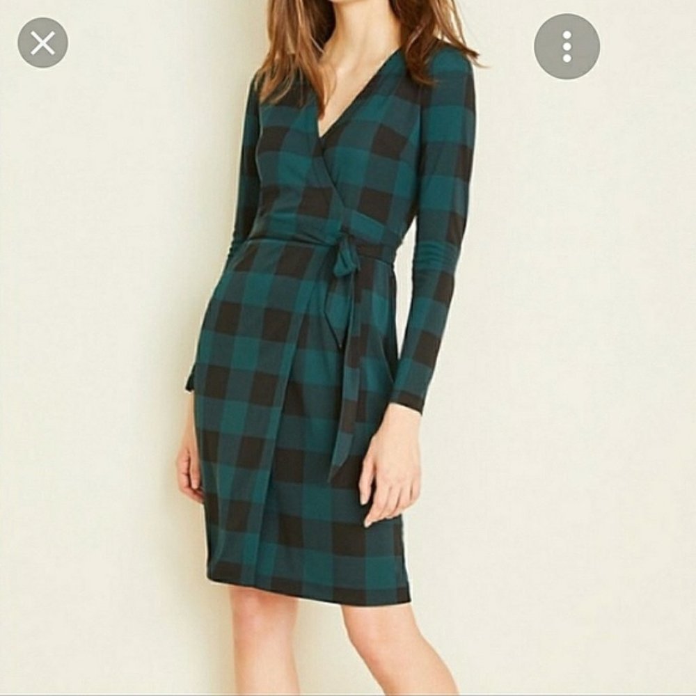 Ann Taylor Wrap Dress, Like New, sz. 6